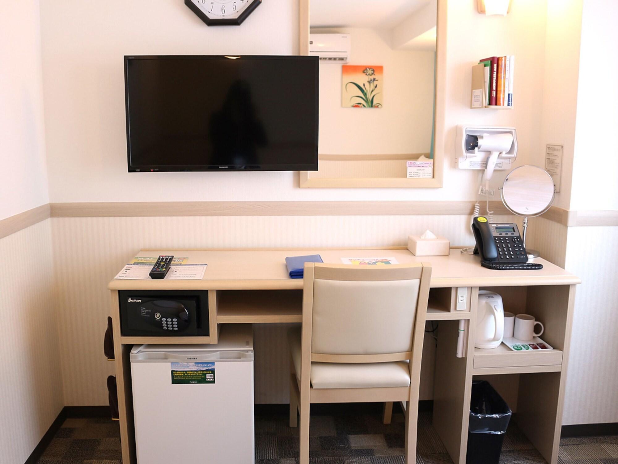 Toyoko Inn Shin-Osaka-Eki Higashi-Guchi Exteriör bild