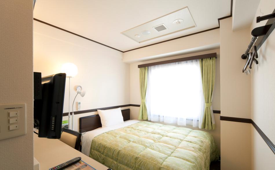 Toyoko Inn Shin-Osaka-Eki Higashi-Guchi Exteriör bild